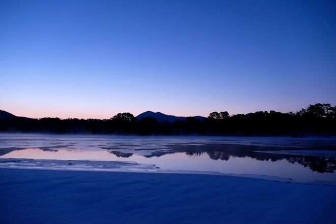 黎明の小野川湖.JPG