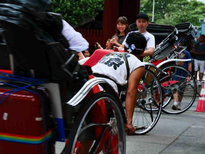 人力車はカップルでなくっちゃ～