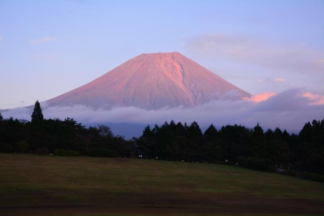 夕陽に染まる