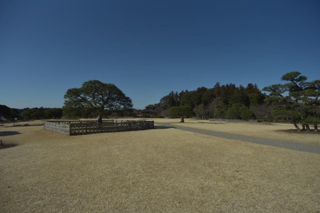 好文亭と広場